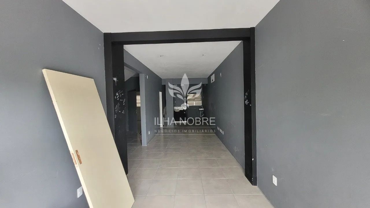Loja para aluguel no Shopping Trindade a 600m da UFSC Florianópolis com 47m² - Foto 2