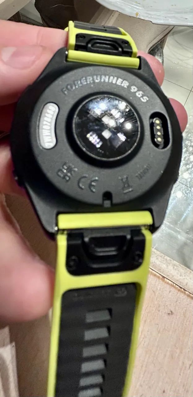 Garmin Forerunner 965 amoled usado  - Foto 2