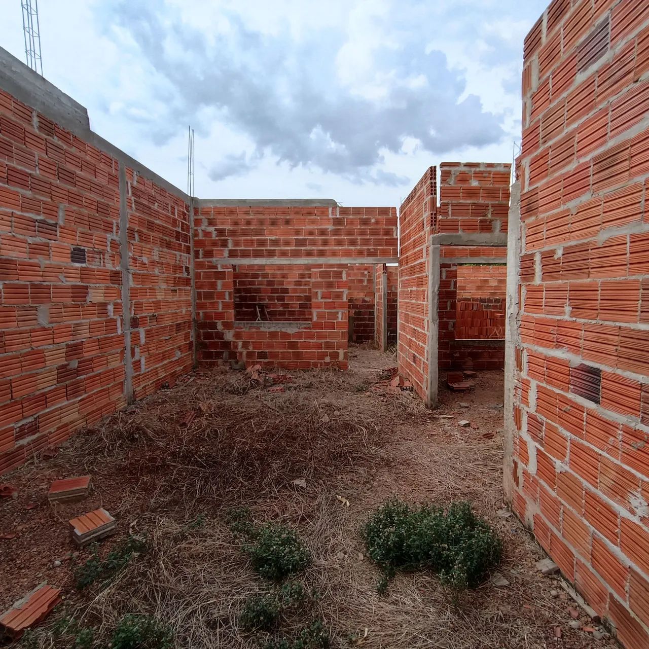 Vendo ou troco Casa em Construção  - Foto 3