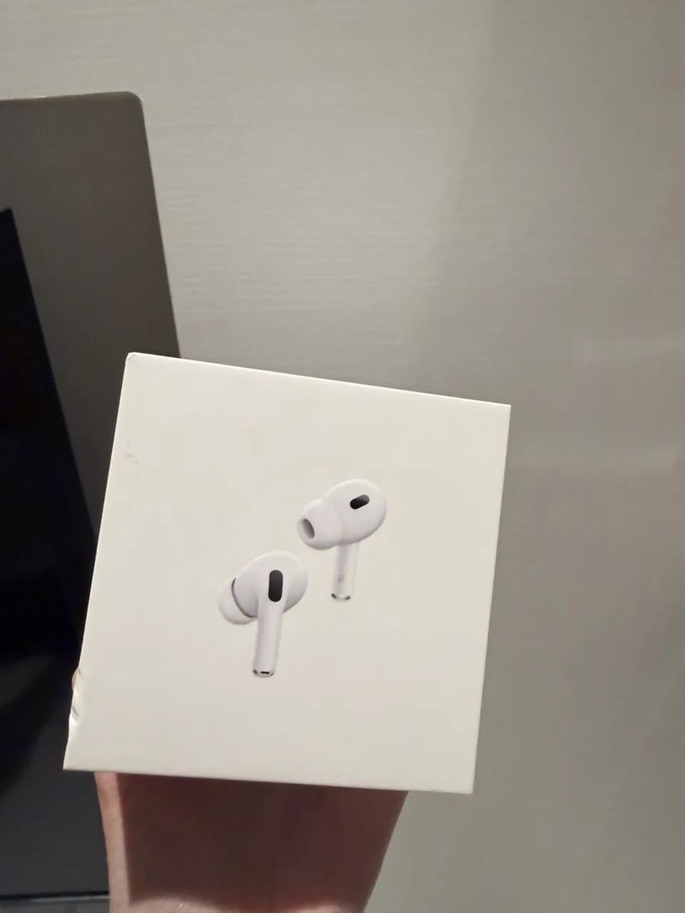 AirPods Apple