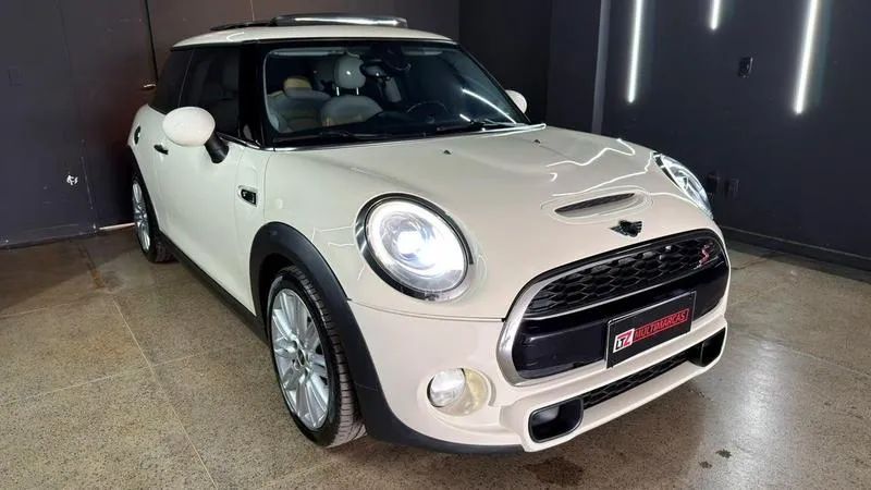 Mini Cooper S 2.0 Turbo 16V 3P Aut. 2015