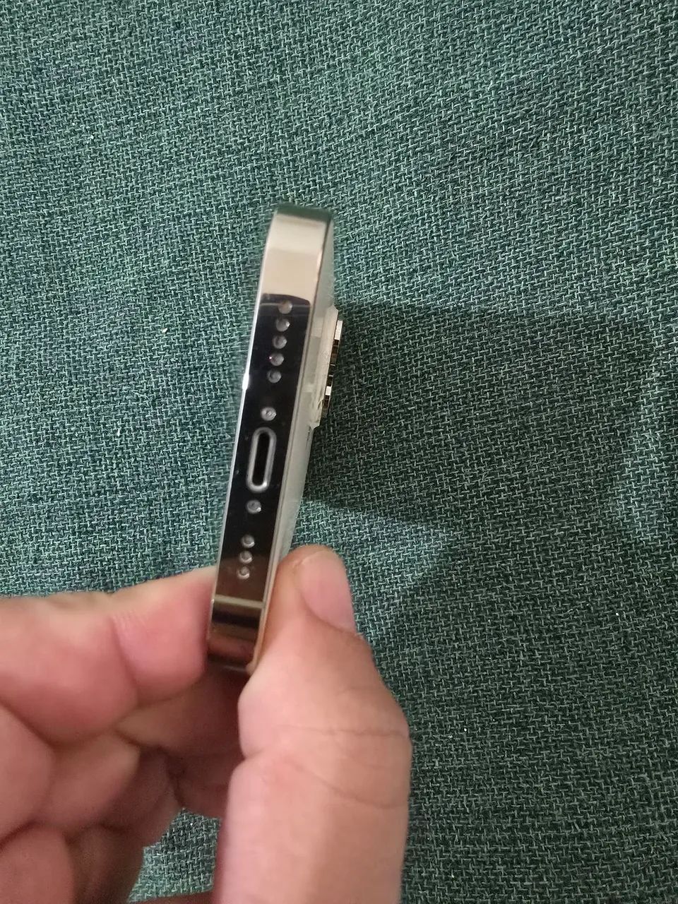 Carcaça iphone 14 pro 
