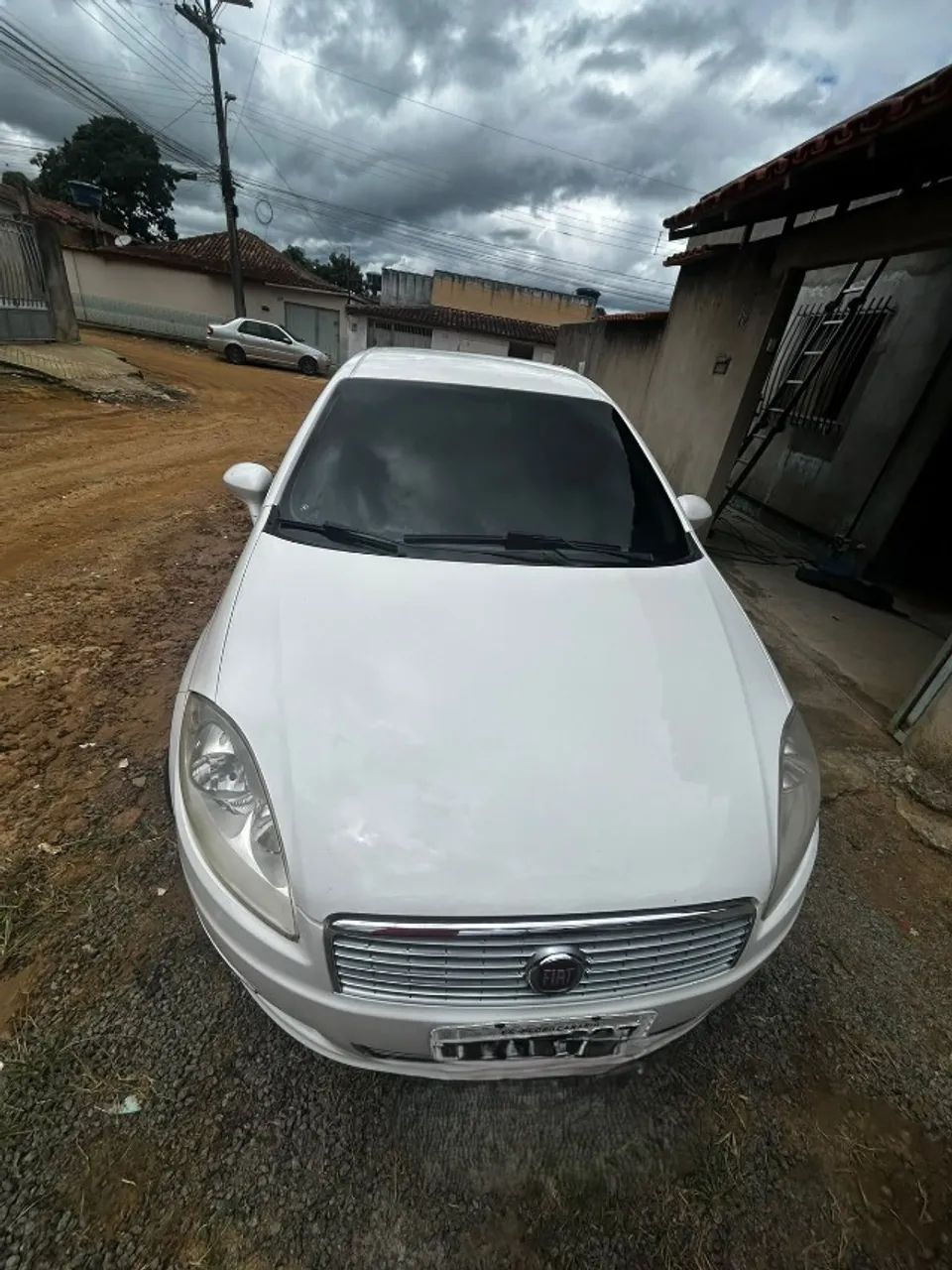 Fiat Linea Absolute 1.9/1.8 Flex Dualogic 4P 2012 - Foto 2