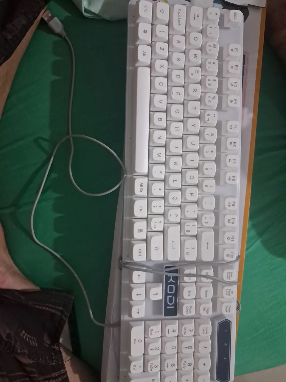 Teclado415985917085634560