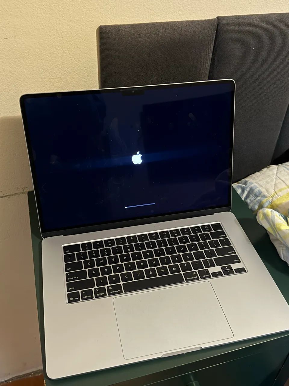 MacBook Air M4 15 polegadas 16GB 256GB Excelente Estado