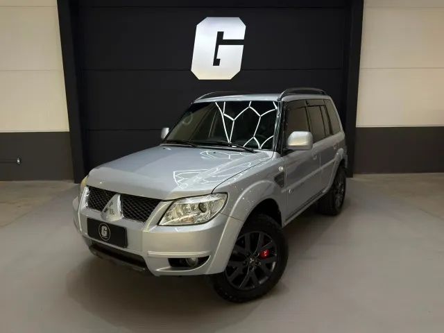 Mitsubishi Pajero 2014