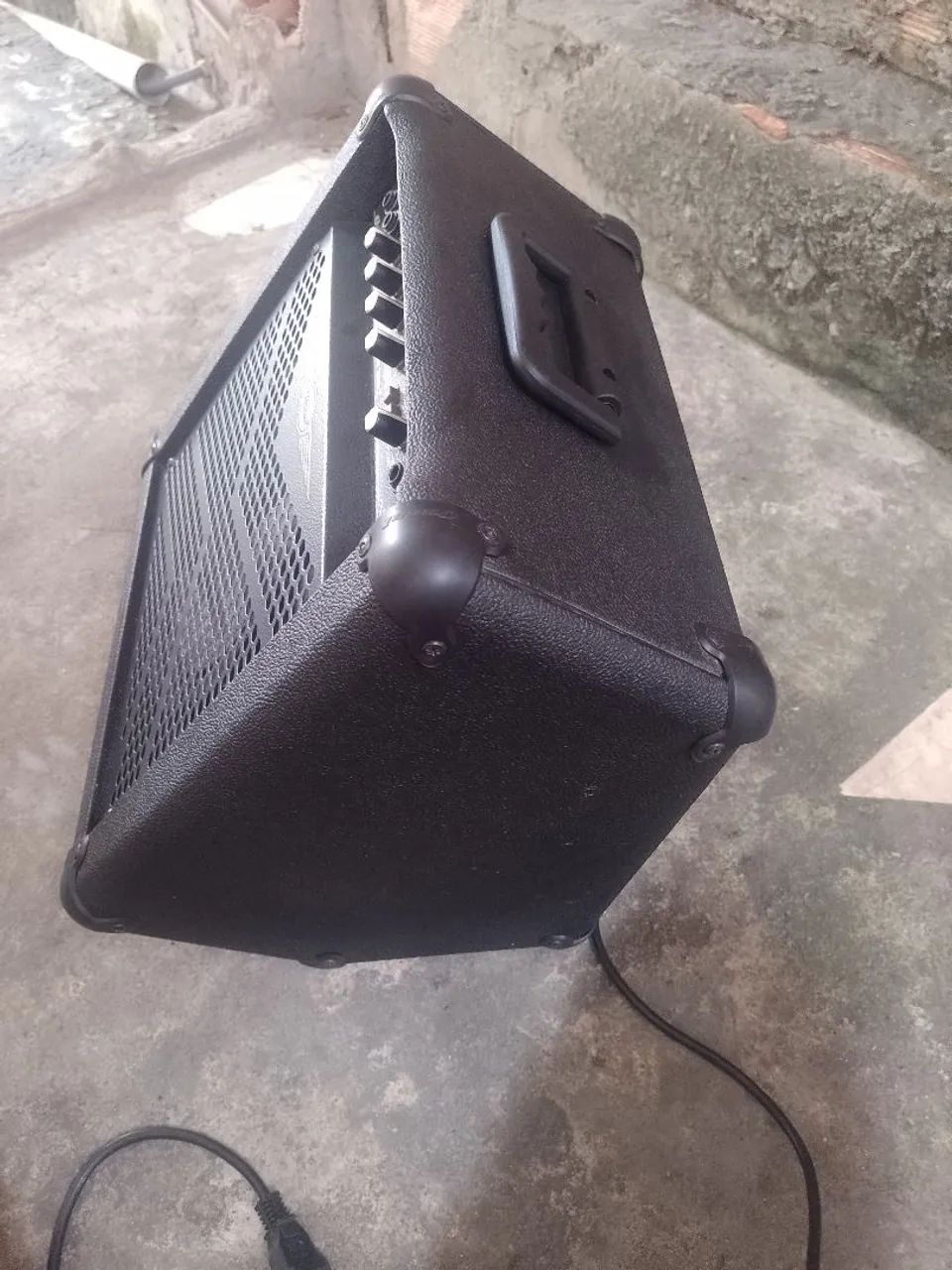 Amplificador de Contrabaixo 