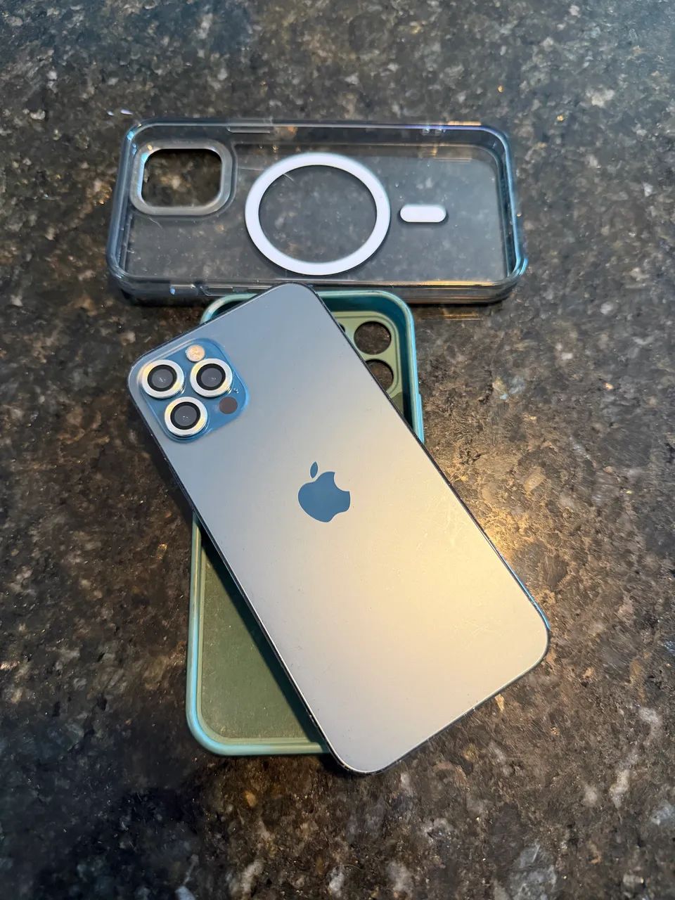 iPhone 12 Pro 256gb bateria 100% - Foto 2