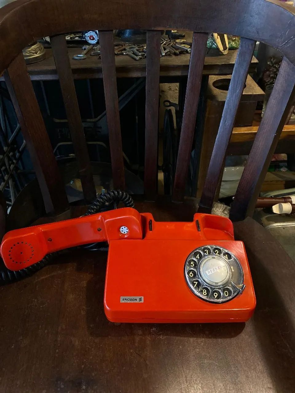 Antigo telefone Ericsson vermelho (ref:290) - Foto 4