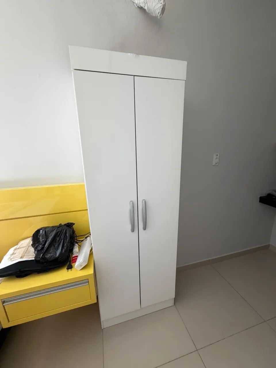 Armário com 5 divisões 
