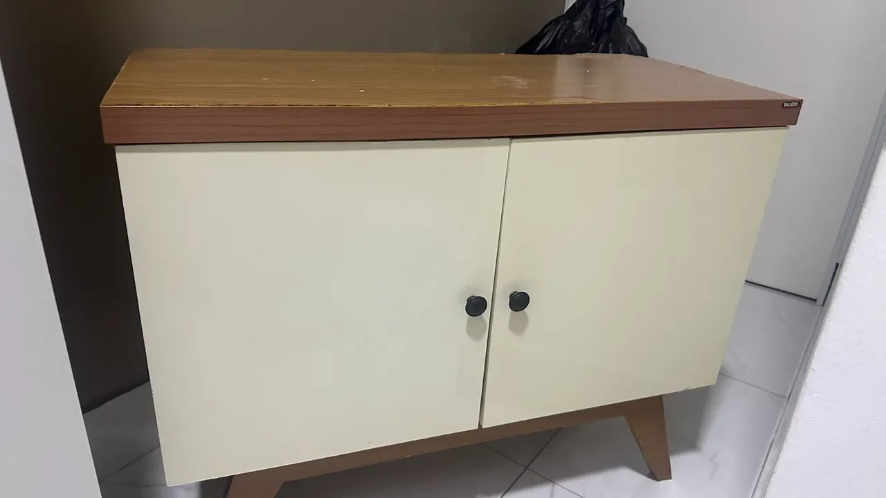Armário duas portas 