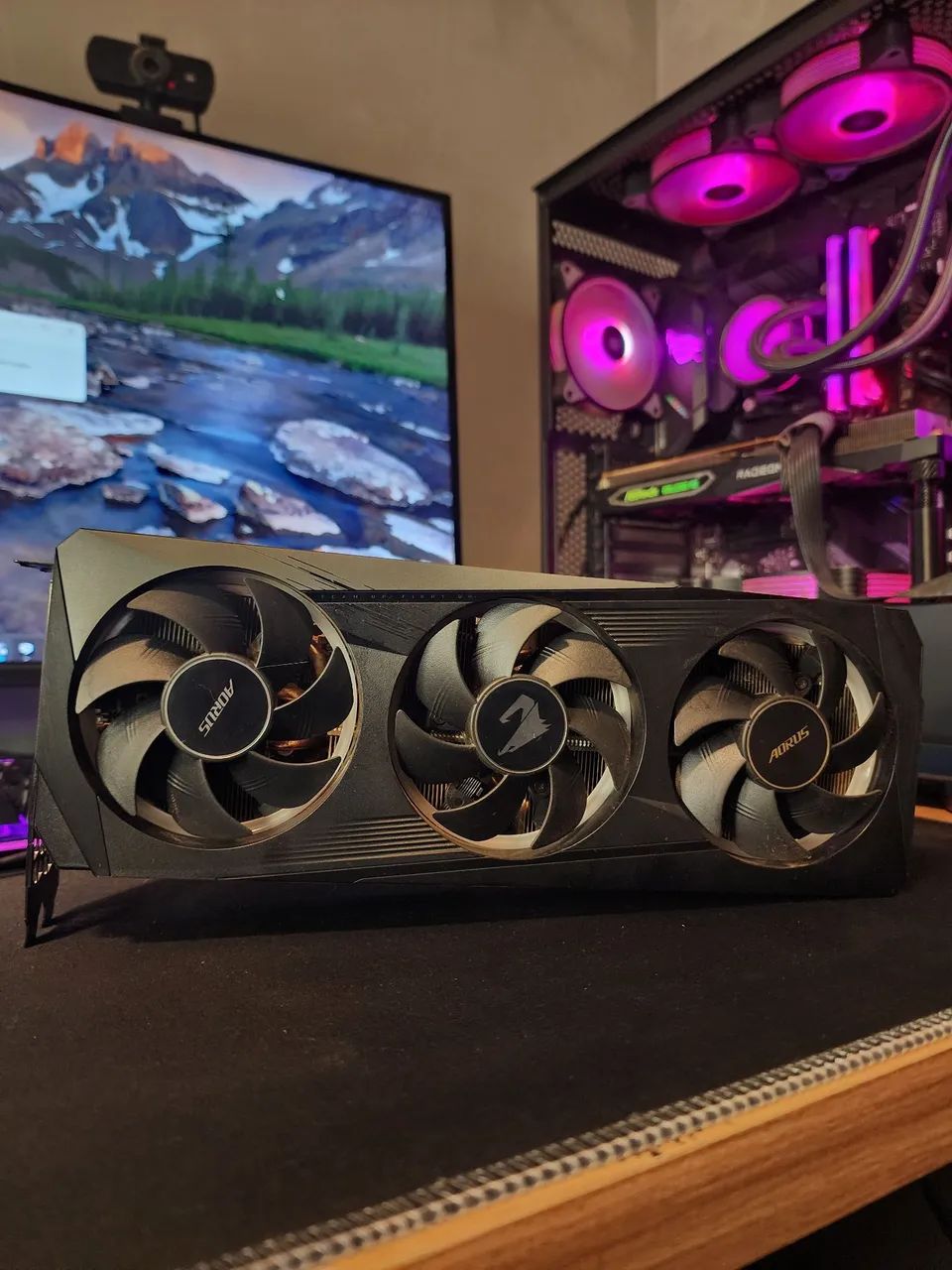 RX 6700XT 12GB Aorus Master