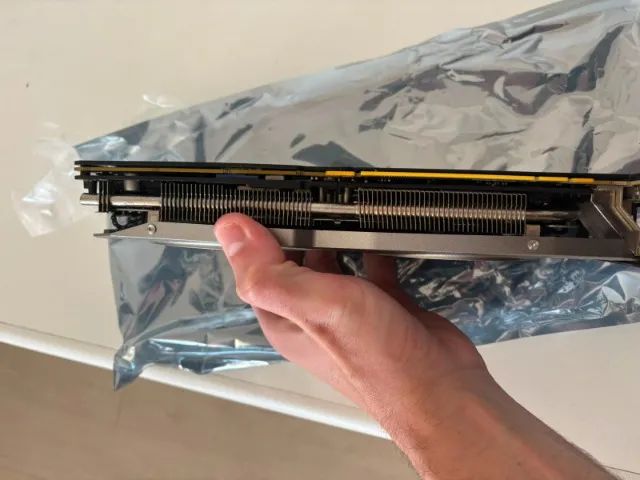 GTX 1080ti 11GB EVGA - Foto 3