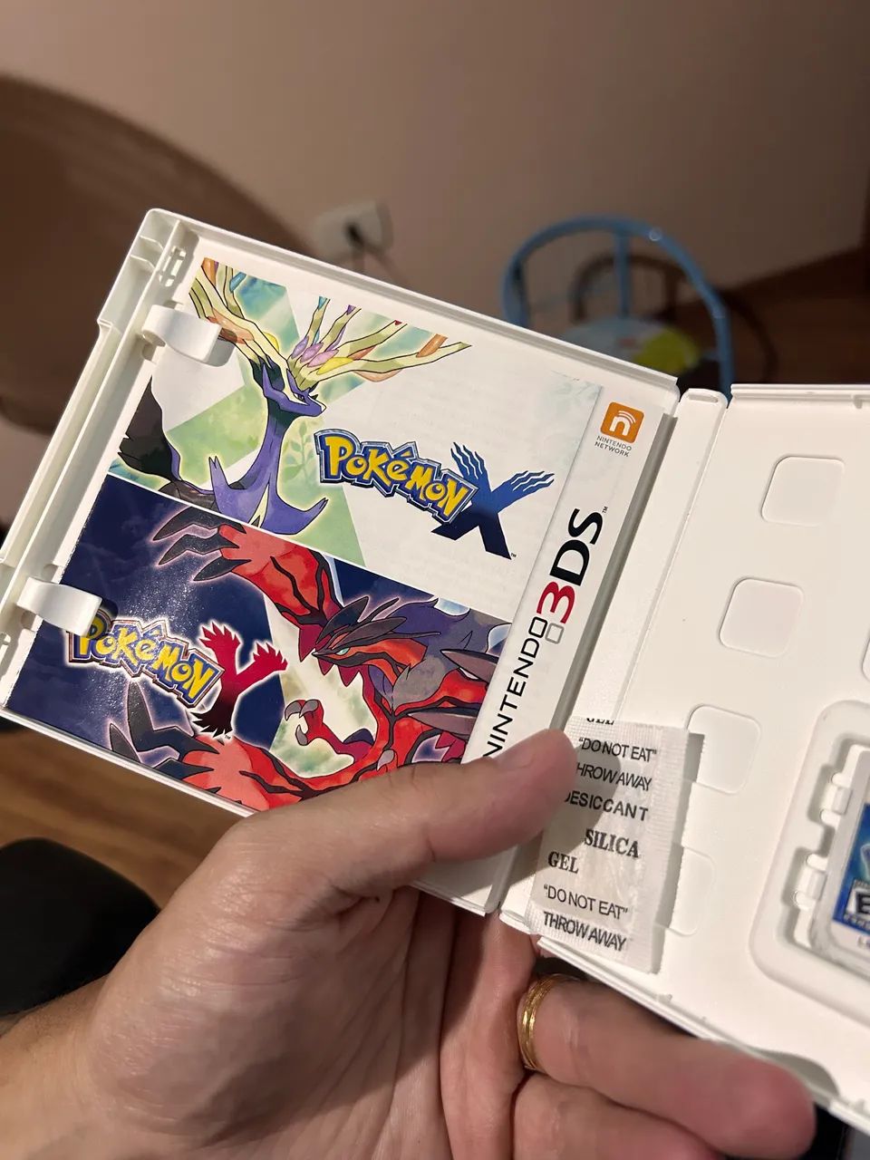 Pokémon X com Luva - Nintendo3DS  - Foto 2