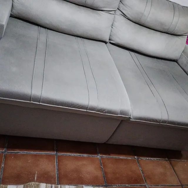 Sofá retrátil novinho  1.000 reais - Foto 3