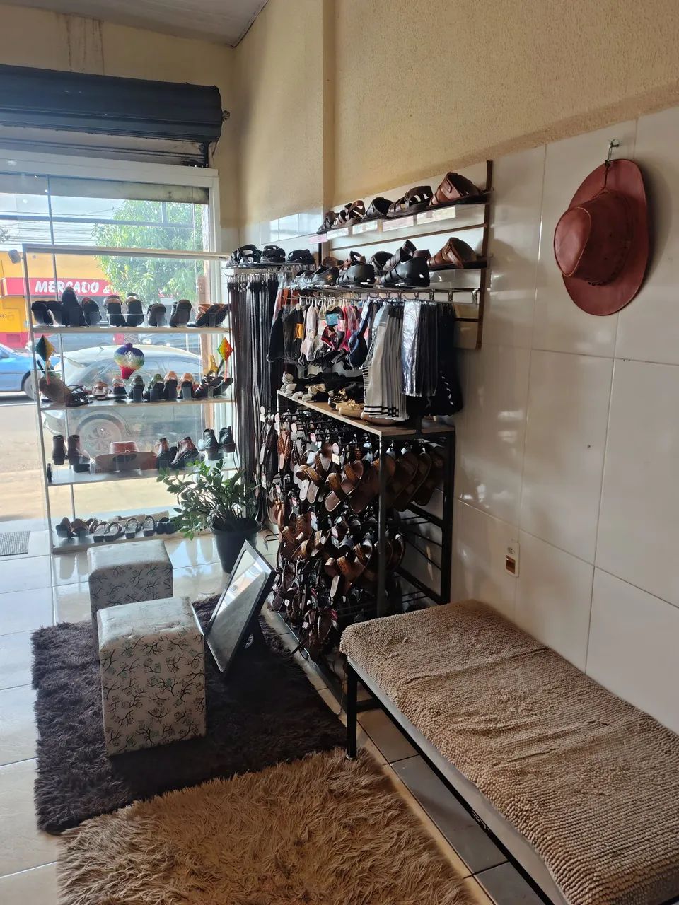 Vendo loja de calçados bem montada em Limeira. - Foto 2