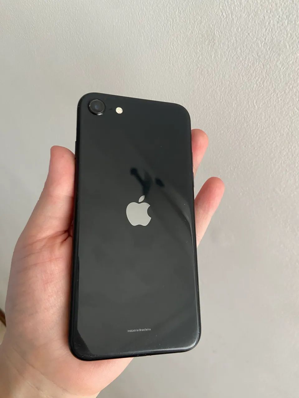 iPhone SE - 2ª geração  - Foto 2