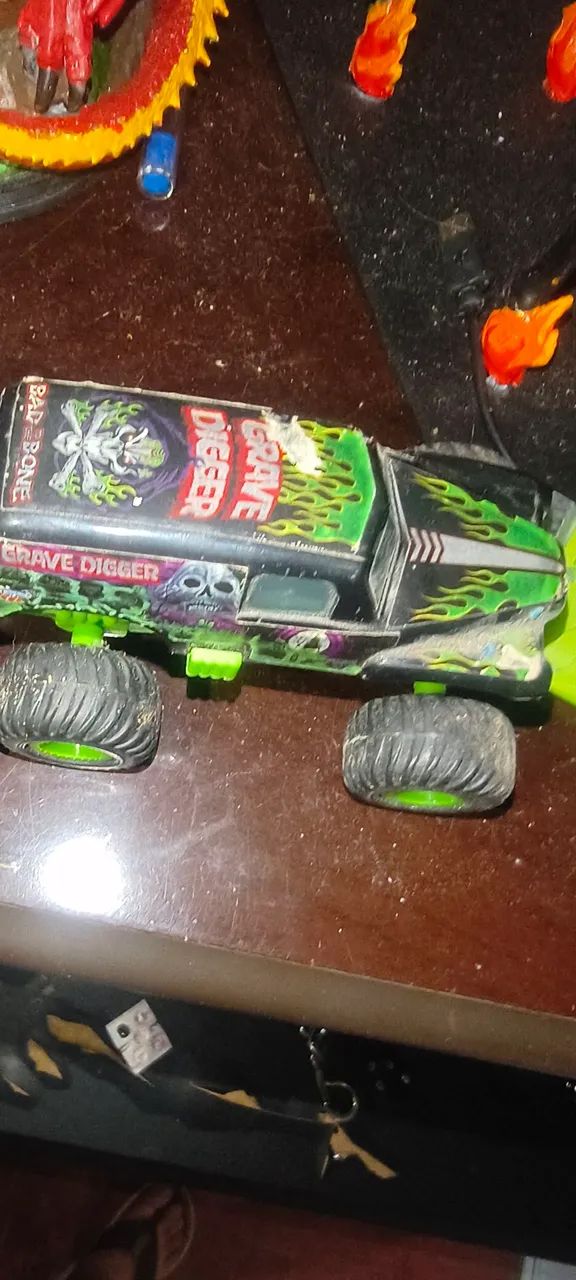 Carros monstros da hot Wheels - Foto 3