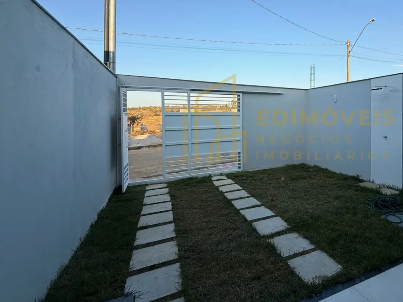 Exclusiva casa linear com 2 quartos em Campinho da Serra, pronta para morar! - Foto 2