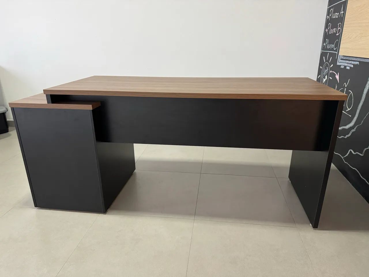 Mesa escritório premium impecável! - Foto 2