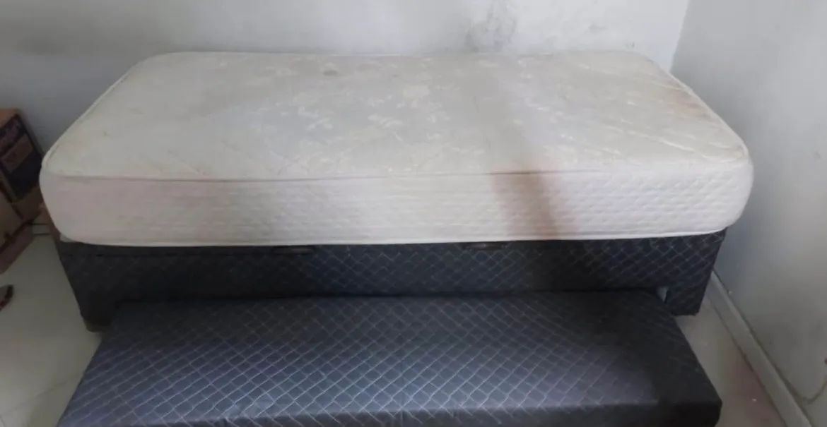 Cama de solteiro com baú + cama auxiliar  - Foto 2