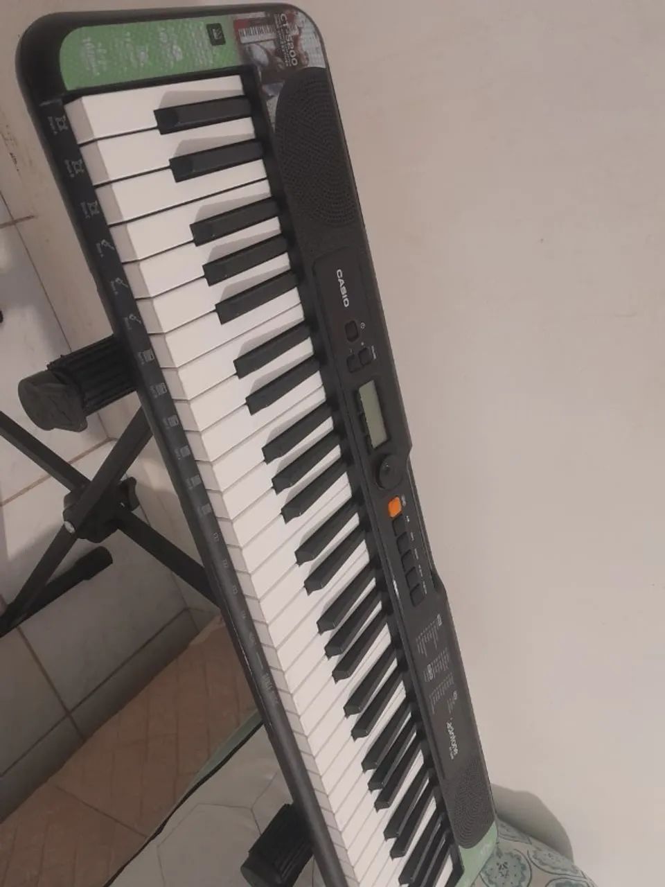 Teclado Casio CT-S200 + Suporte - Foto 3