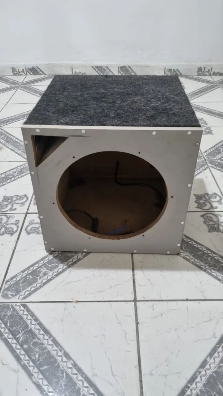 Caixa grave  - Foto 2