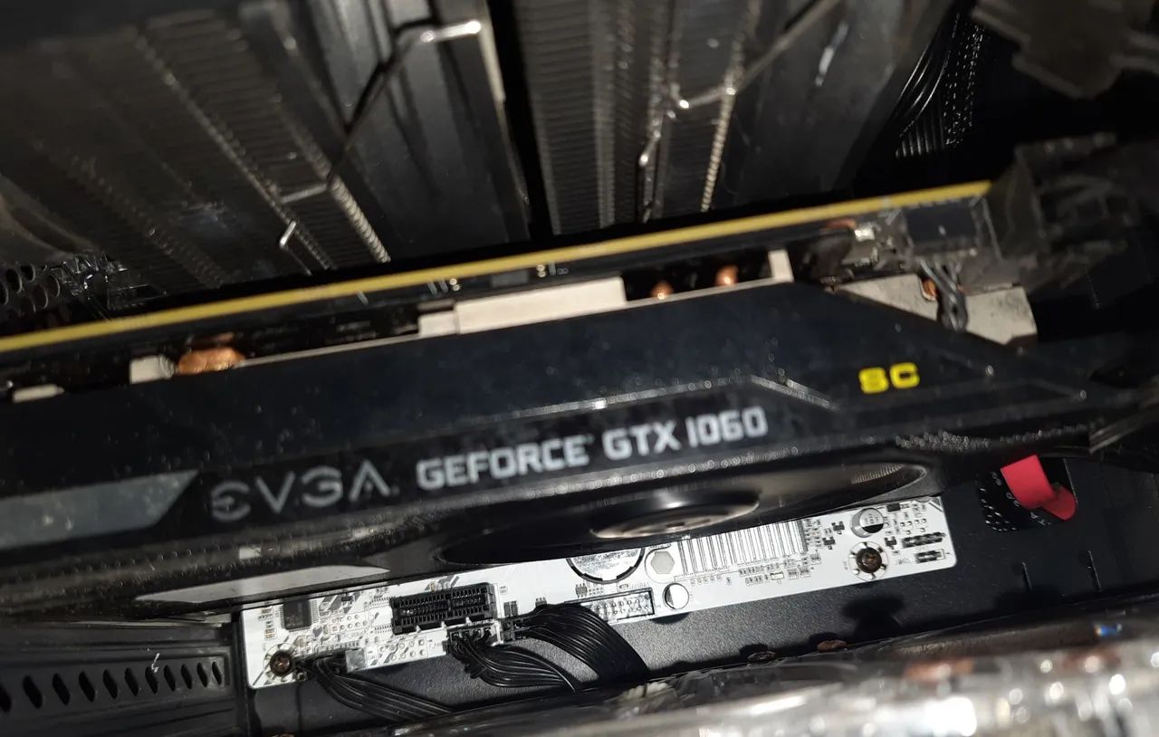 GTX 1060 - EVGA - Foto 2