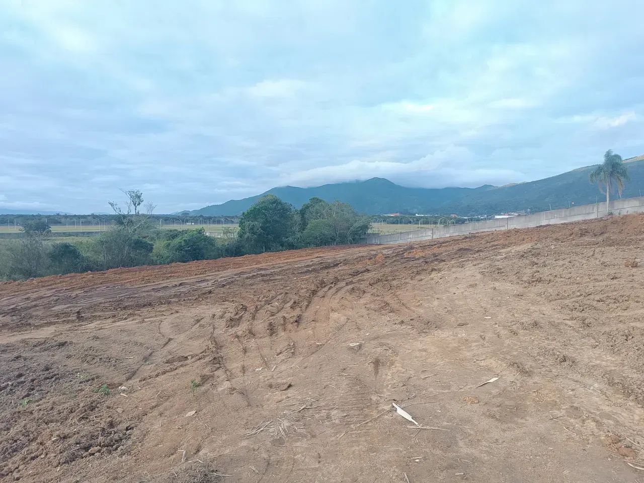 Vendo Terreno em Governador Celso Ramos