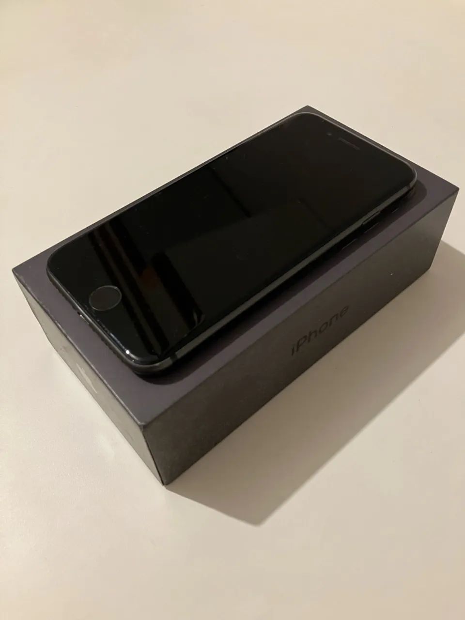 iPhone 8 seminovo
