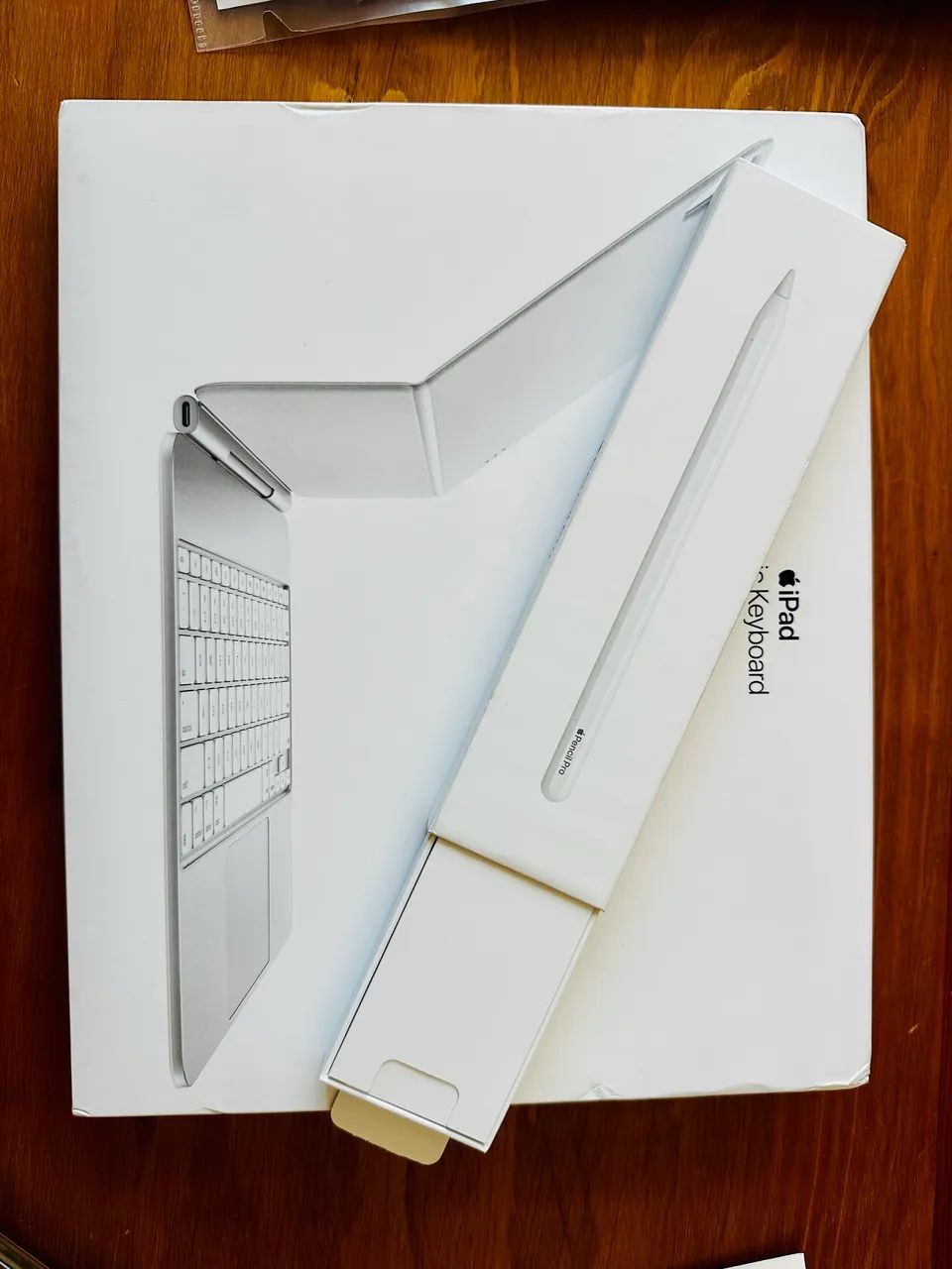 iPad Pro 13 inch M4 256GB com Pencil Pro e Magic Keyboard - Foto 4