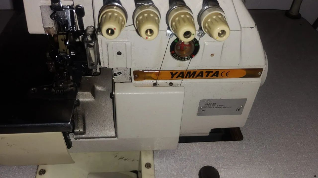 Máquina de costura - Foto 2
