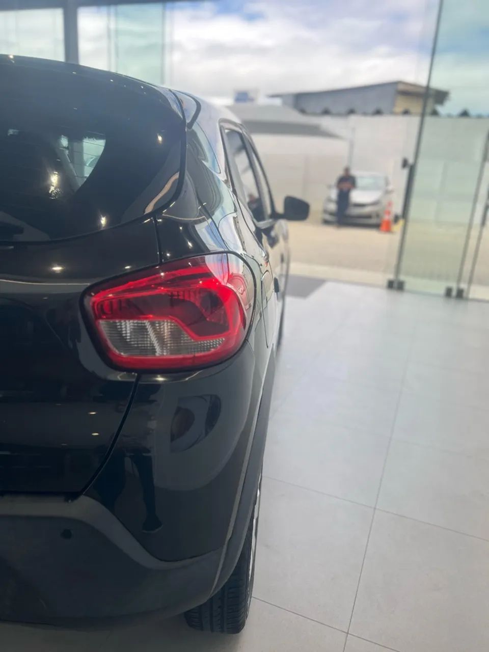 Renault Kwid Zen 1.0 Flex 12V 5P Mec. 2019 - Foto 5