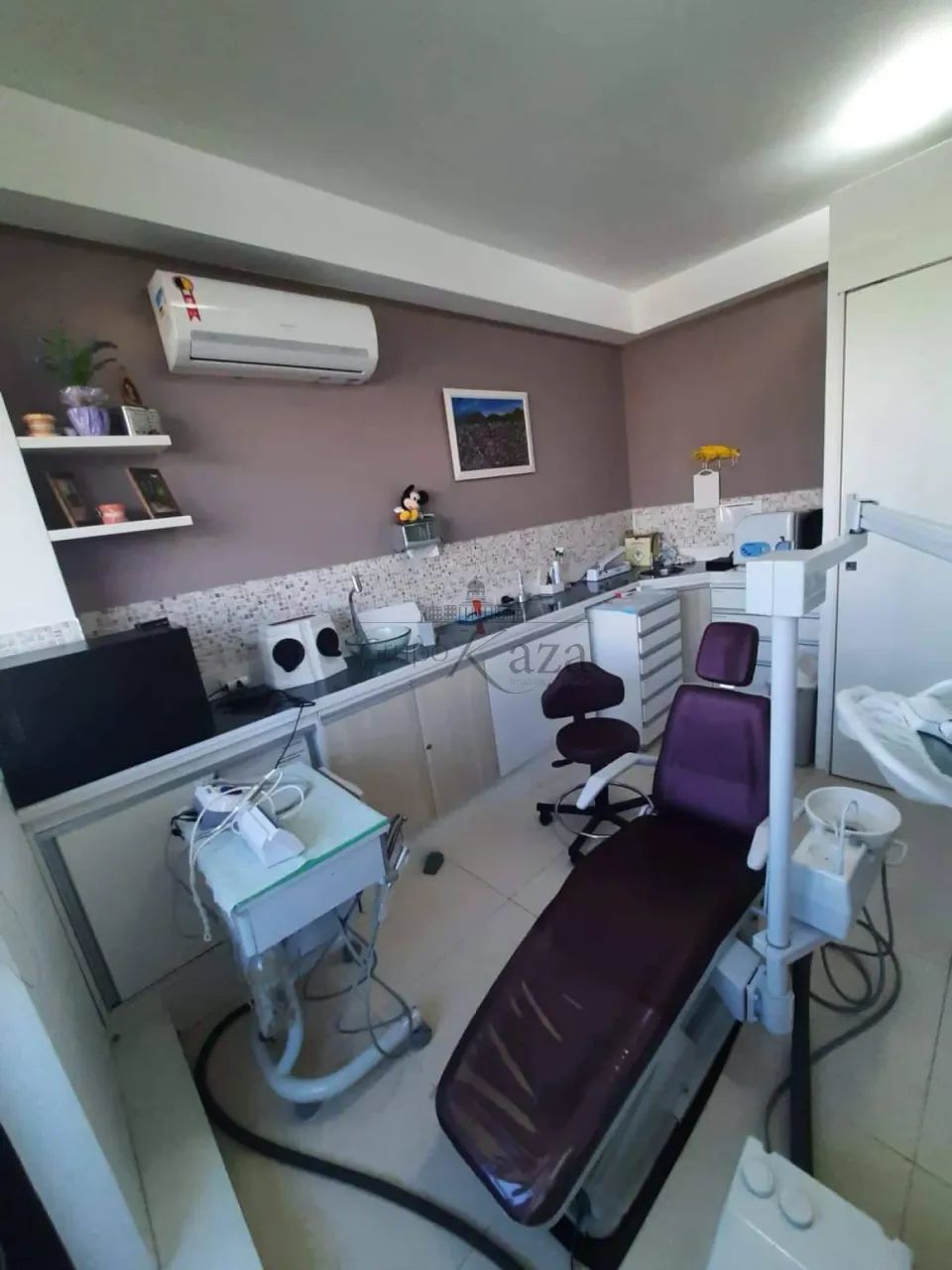 Sala Comercial - Jardim São Dimas - Edifício Eco Tower - 24m².