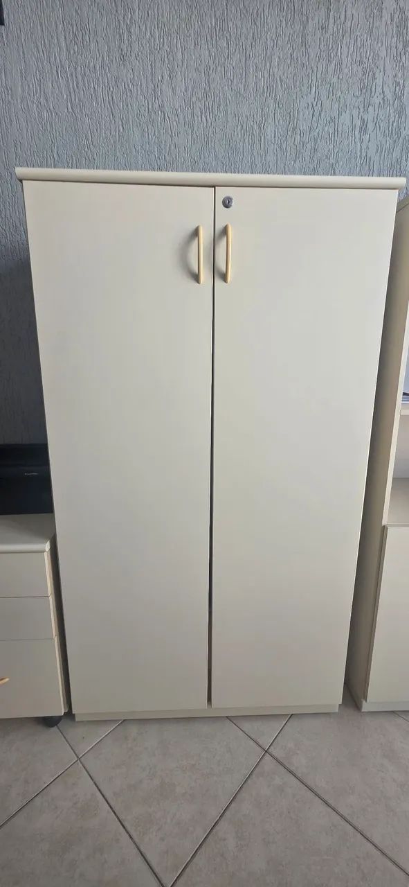 Vendo equipamento de escritório 