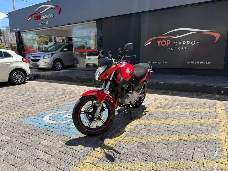 HONDA CB 300R 2012 - Foto 2