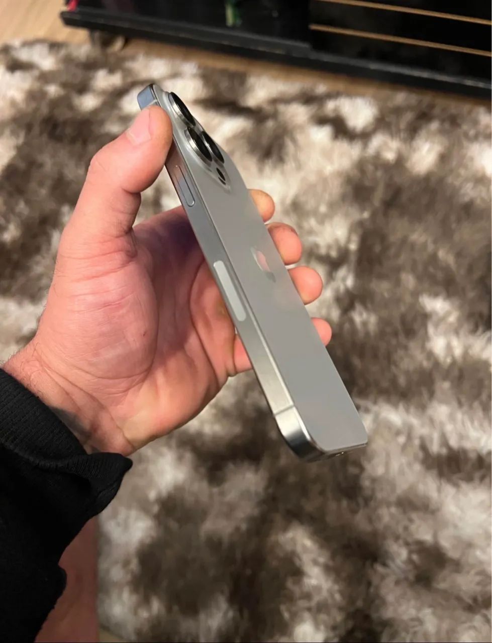 IPHONE 15 PRO 256 GB LEIA O ANÚNCIO (ACEITO INFERIOR MAIS VOLTA) - Foto 3