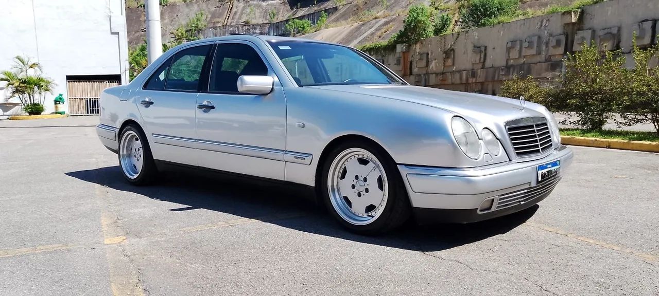 Mercedes-Benz E-320 3.2 Elegance 1999