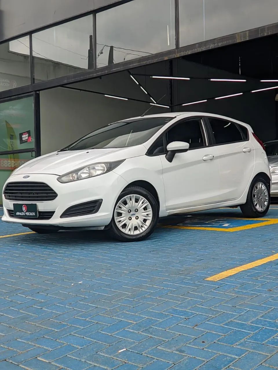 Ford Fiesta 1.5 16V Flex Mec. 5P 2016
