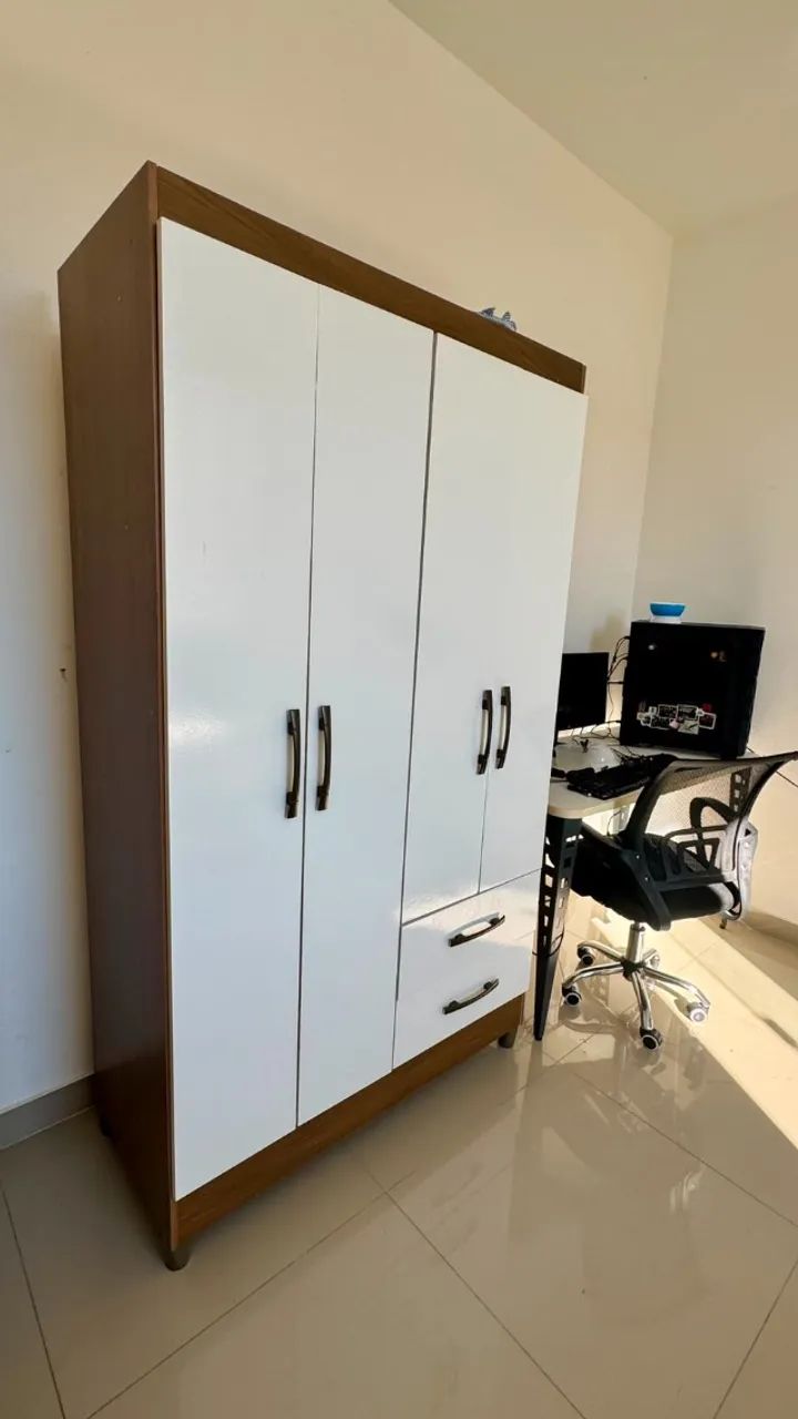 Guarda-Roupa de Solteiro 4 Portas e 2 Gavetas - Foto 2