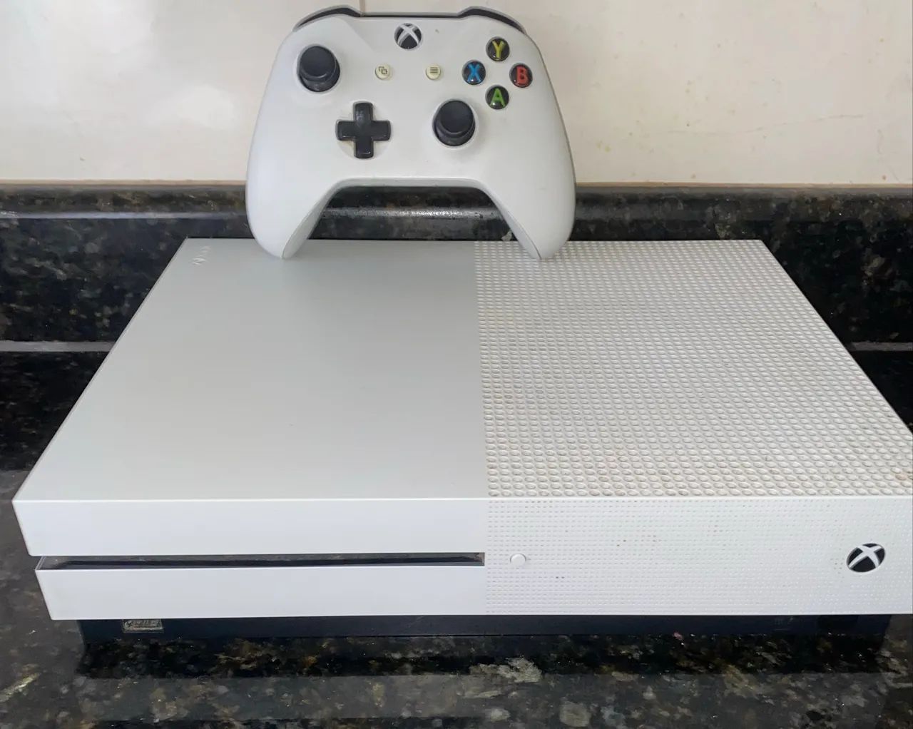Xbox one 1Tb  - Foto 3