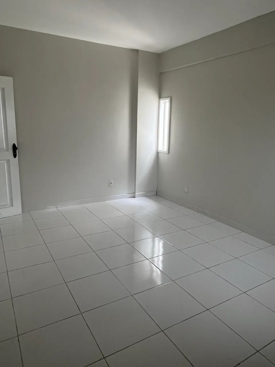 Aluga salas com dois gabinete e garagem  - Foto 2