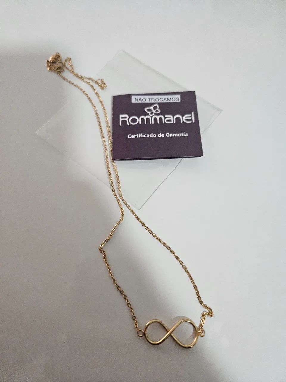Colar infinito Romannel 