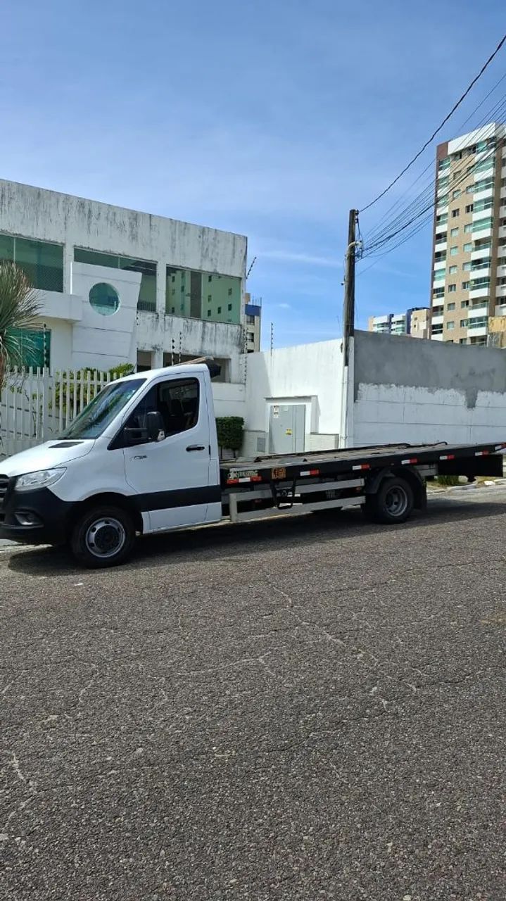 Guincho com n° de tel e CNPJ a 15 anos