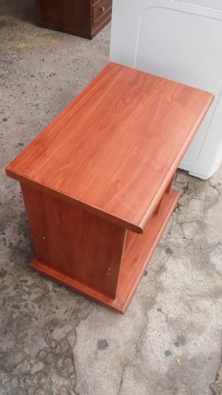 Mesa te tv quarto ou sala - Foto 3