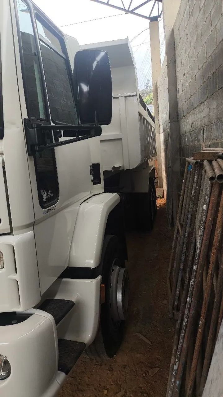 Caçamba Ford cargo 2428