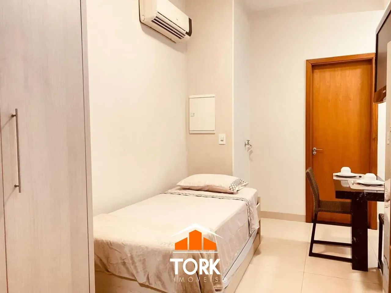 Kitnet Mobiliada completa, no Jardim Tropical!
