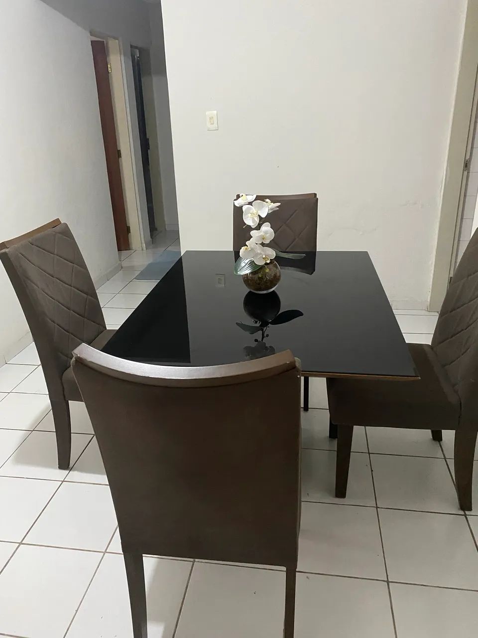 Mesa c/4 cadeiras  - Foto 2