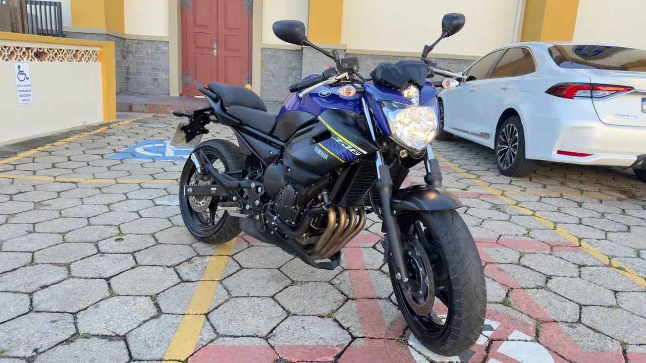 XJ6 2019 com apenas 9560 km  - Foto 2