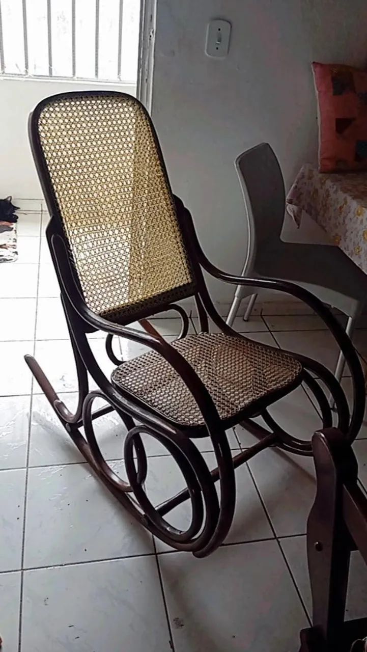 Cadeira de madeira  - Foto 2